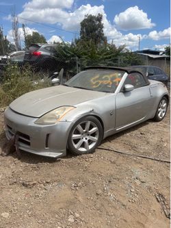 2005 Nissan 350Z Part Out
