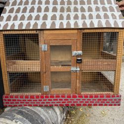 Little Animal House 