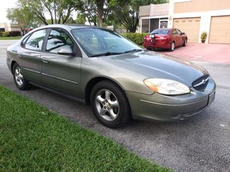 2002 Ford Taurus 175000 miles runs great clean will get you around!