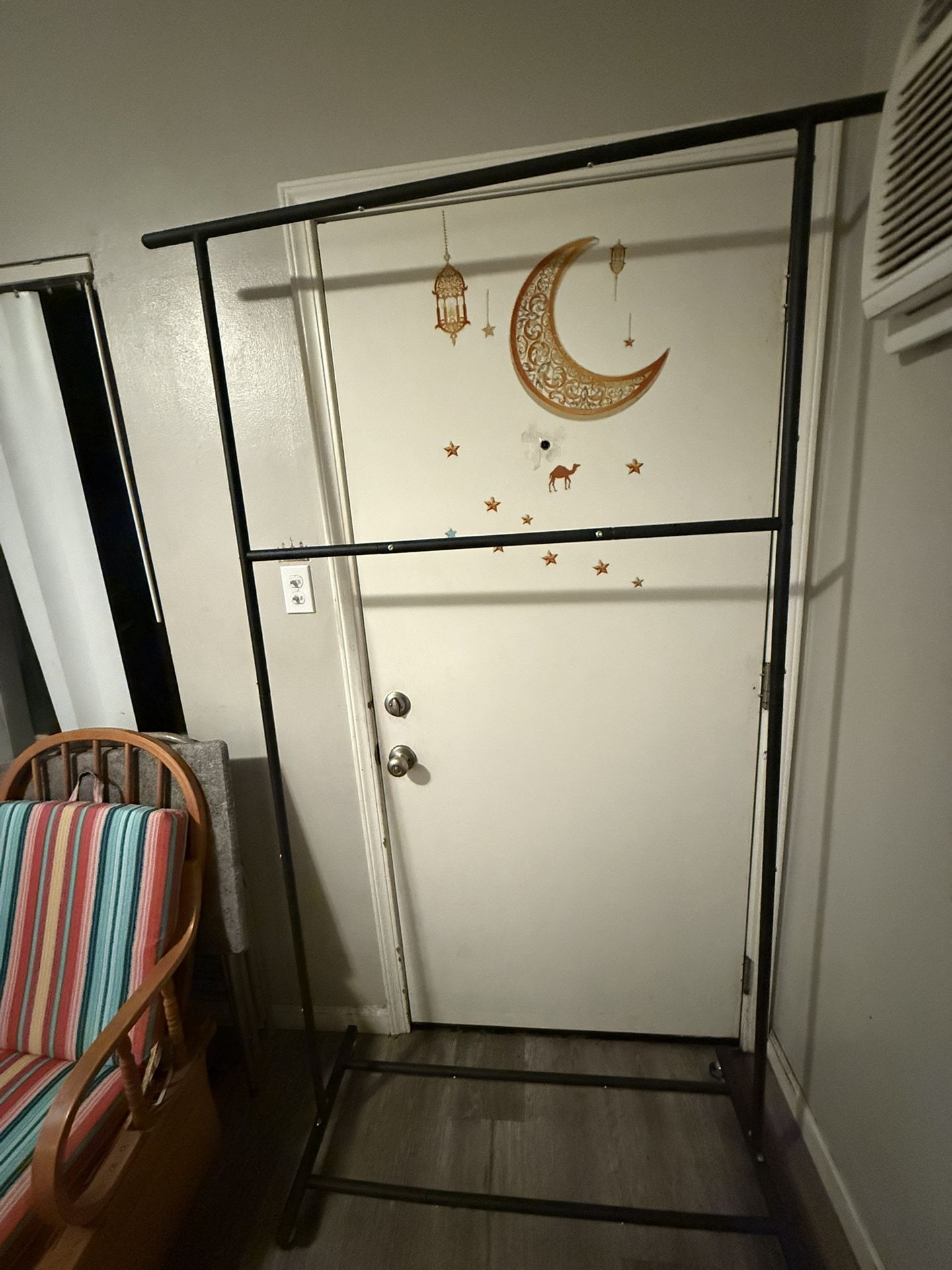 Iron clothes hanger