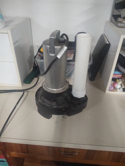 Grundfos EF 50 Effluent 1/2 HP Septic Pump (contact info removed)9 Pond