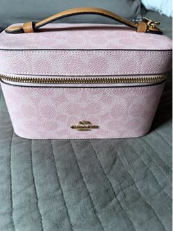 Costmetic case coach