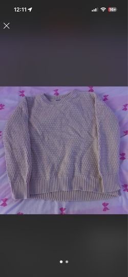 Old Navy sweater