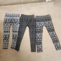 3 Pairs of Fleece Lined Leggings Size Small