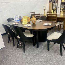 7pc Dinning Table Set $1,399