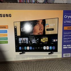 Samsung CRYSTAL UHD 7900F 43”  4K Smart Tv