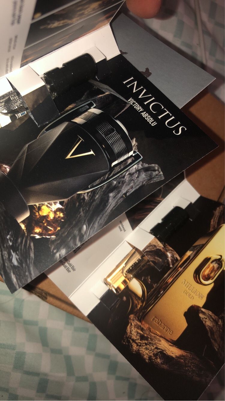 14 Macy’s Cologne Samples