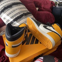 Air Jordan High OG Yellow 