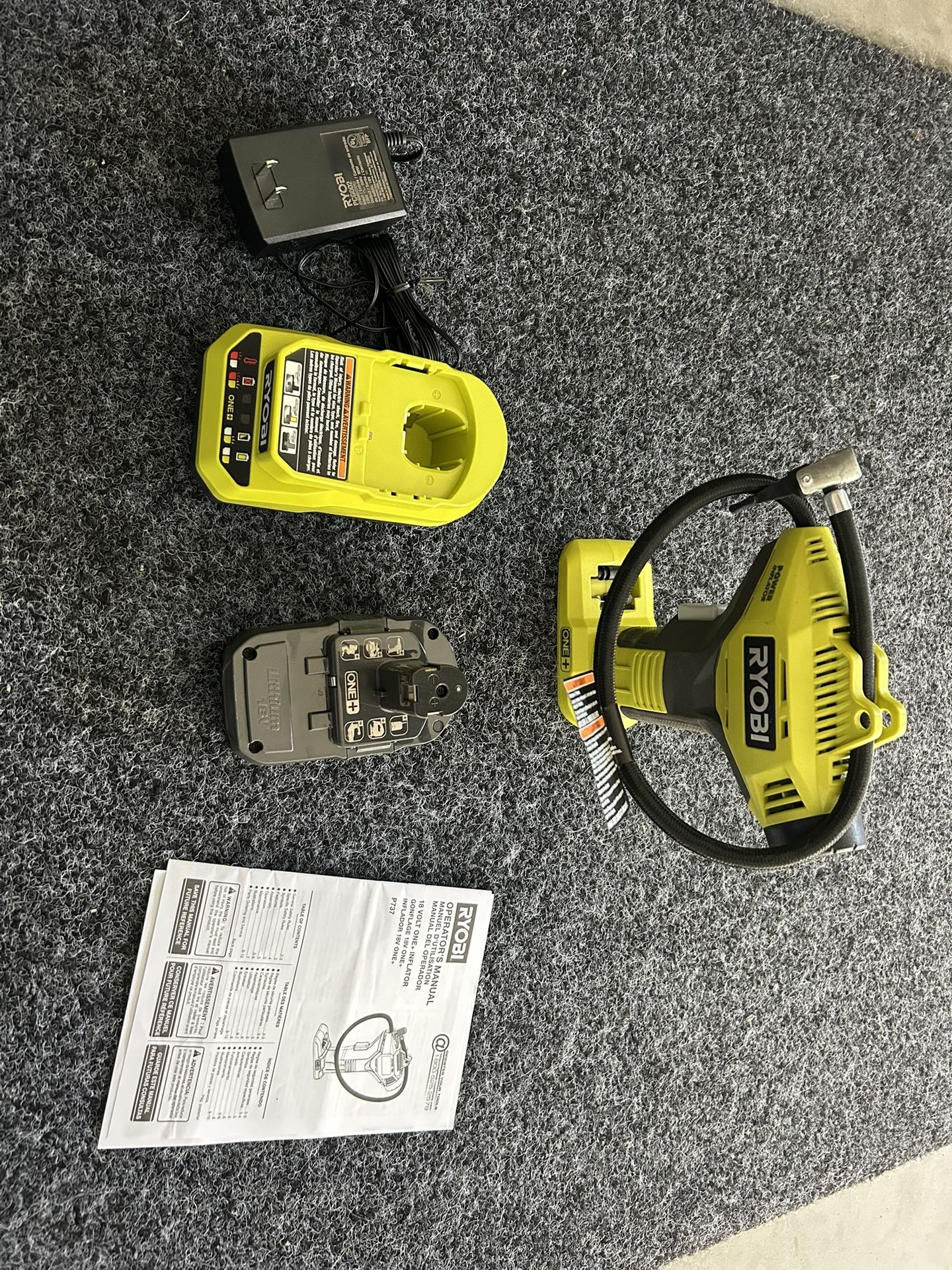 Ryobi Battery Operated Air Inflator Kit : Excellent / Like New Condition 
