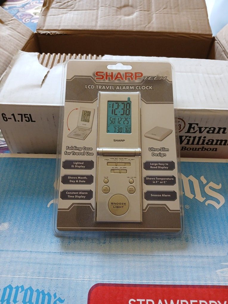 Travel Alarm Clock . Pocket Size