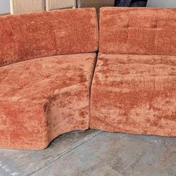 Brand New! 🧡 2-Piece RETRO  Comfy Relaxation Sofa Free Delivery 🚚 