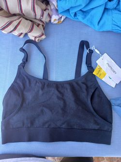 New momcozy size Small 93% cotton