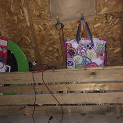 Free Wooden Pallets Come Pick Up!