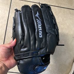 Mizuno Baseball Glove 13 Inches 