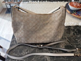 Coach Signature Canvas Shoulder Bag