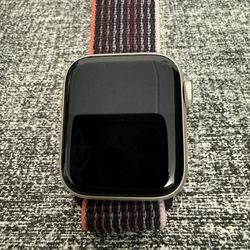 Apple Watch SE 2 GEN 40mm