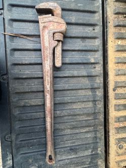 Rigid 38” Pipe Wrench