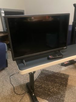 24” Vizio w/remote