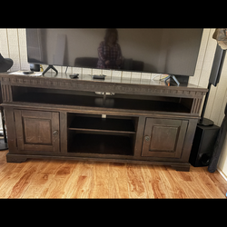 Tv stand