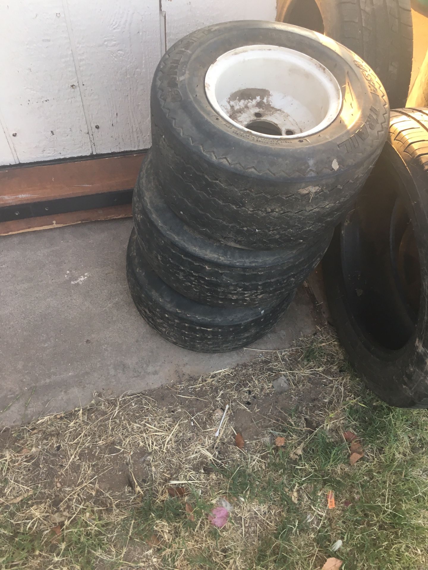 FREE come pick up if not bulk trash to pick up Monday for Sale in