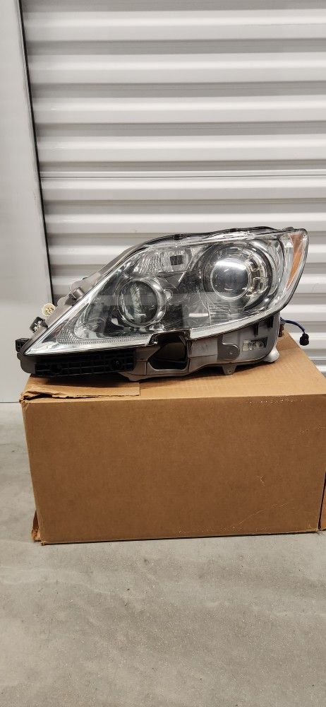2007 LEXUS LS460L LEFT HEADLIGHT