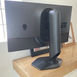 Alienware AW2523HF 24.5 Gaming Monitor 