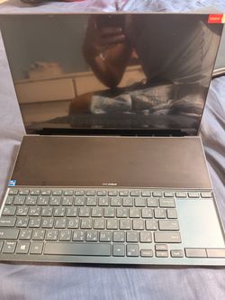 ASUS Zenbook Duo 14 i7 UX482EG 16GB RAM 1TB SSD  Geforce MX450