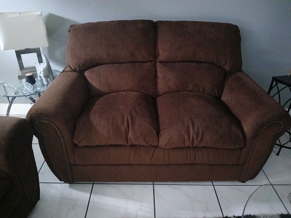 Brown 3 Piece Sofa