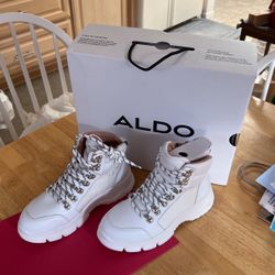 Brand New Aldo Shoes! Size 6. Original Price:$120. Selling : $40