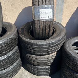 LT245/75/16 Kumho Set Of 4 Tires 95% life Installed And Balanced Set De 4 Llantas Como Nuevas Instaladas Y Balanceadas