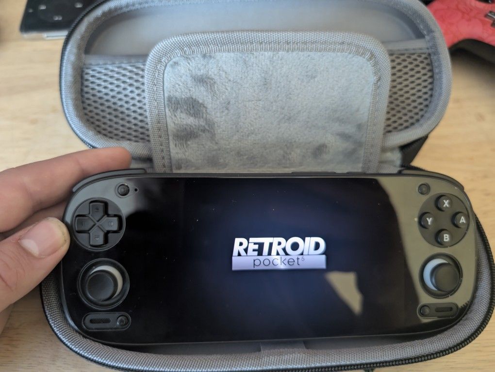 Retroid Pocket 5