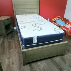 NEW TWIN-SIZE MATTRESS AND BOX SPRING - 2PC