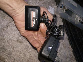 18 volt NI-CD Charging stand by HyperTOUGH