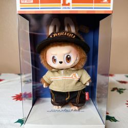 Wacky Mart Manager Labubu Pop Mart