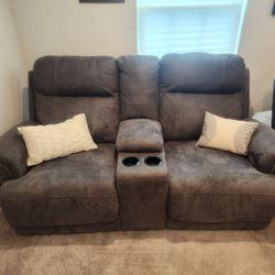 Dual Electric Recliners 