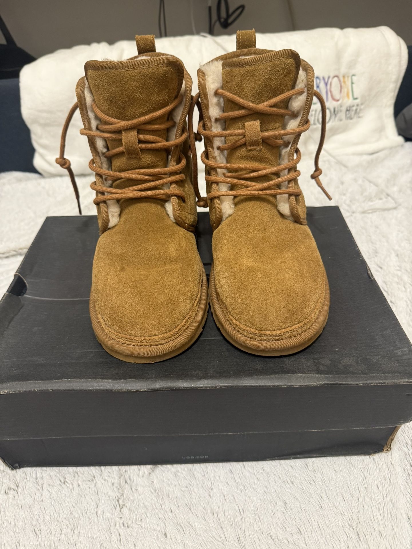 UGG Harkley Men’s Boots Chestnut CHE 1016472 – Size 8 – Worn Once – Excellent Condition