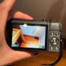 Power Shot G7x Mark III