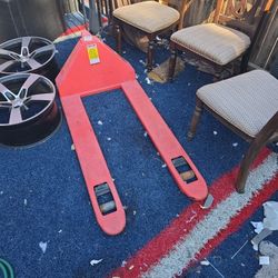 Pallet jack