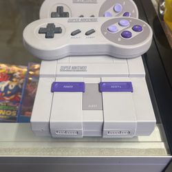 Súper Nintendo Classic Edition Used Perfect Condition Complete Pick Up In Panorama City Or North Hollywood 
