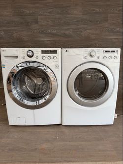 LG washer and gas dryer laundry set