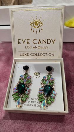 Earrings eye candy