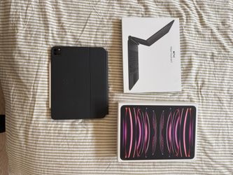 iPad Pro 11 Inch (4th Gen) WiFi & Cellular With Accessories