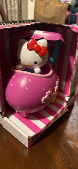 Hello Kitty toy
