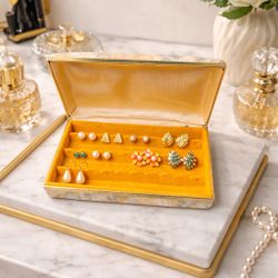 Mele 1960s Gold Hard-Shell Leatherette Travel Earrings Jewelry Box, 7x5x1.5”