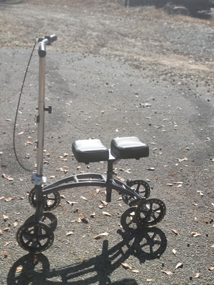Drive Knee Scooter