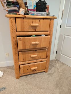 Log dresser