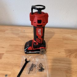 Milwaukee M18 Drywall Cut Out Rotary Tool (Tool Only)
