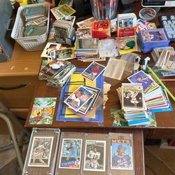 Huge Card Collection   Baseball , Basketball,football,soccer,WWF ,  Garbage Pale Kids  Lonney Tones beckets Topss Don Russ , 
