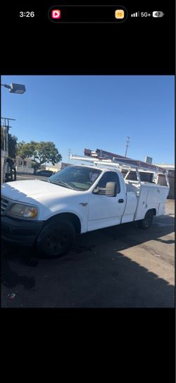 Ford F-250 Work Truck with Utility Bed