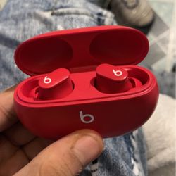 Beats Studio Pods